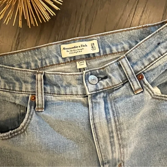 Abercrombie & Fitch 90s Slim Straight Ultra High Rise Curve Love 28/6XL Raw Hem - Picture 11 of 11